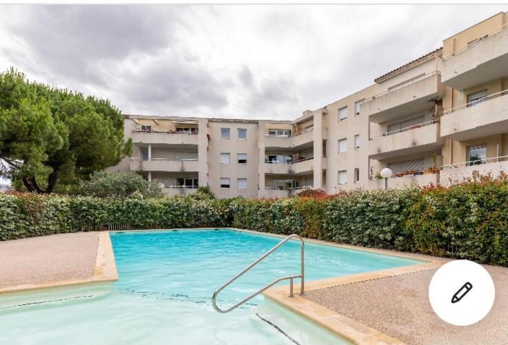 Superbe Appartement T3 Avec Piscine Montpellier Kültér fotó